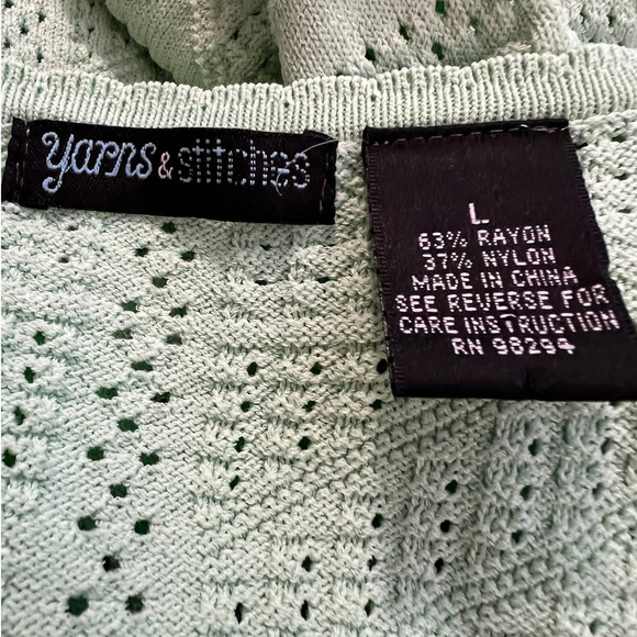 Yarns & Stitches Duster Sweater Set Size M in Green One Pearl Button Close - Picture 6 of 8